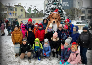 Uczniowie podczas Rajdu Mikołajkowego