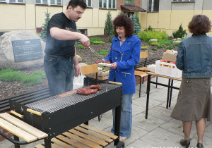 Piknik w Szkole podstawowej nr 12 im. AK w Zgierzu (rok 2007)